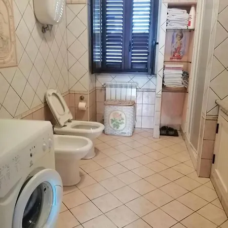 Apartment Bilocale Nei Pressi Di Tropea